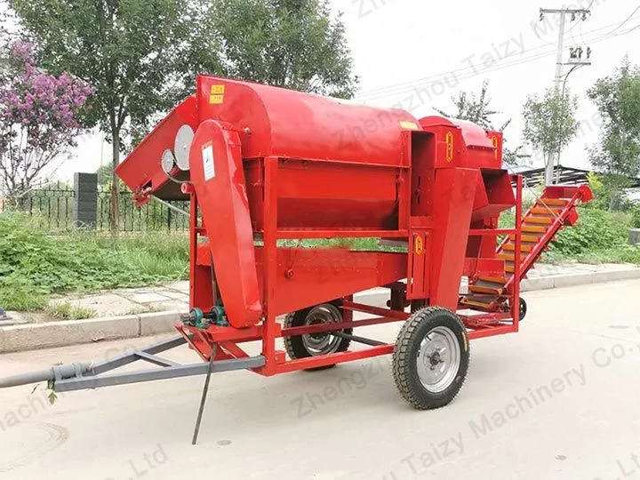 Middle-Sized Peanut Picker For Sale